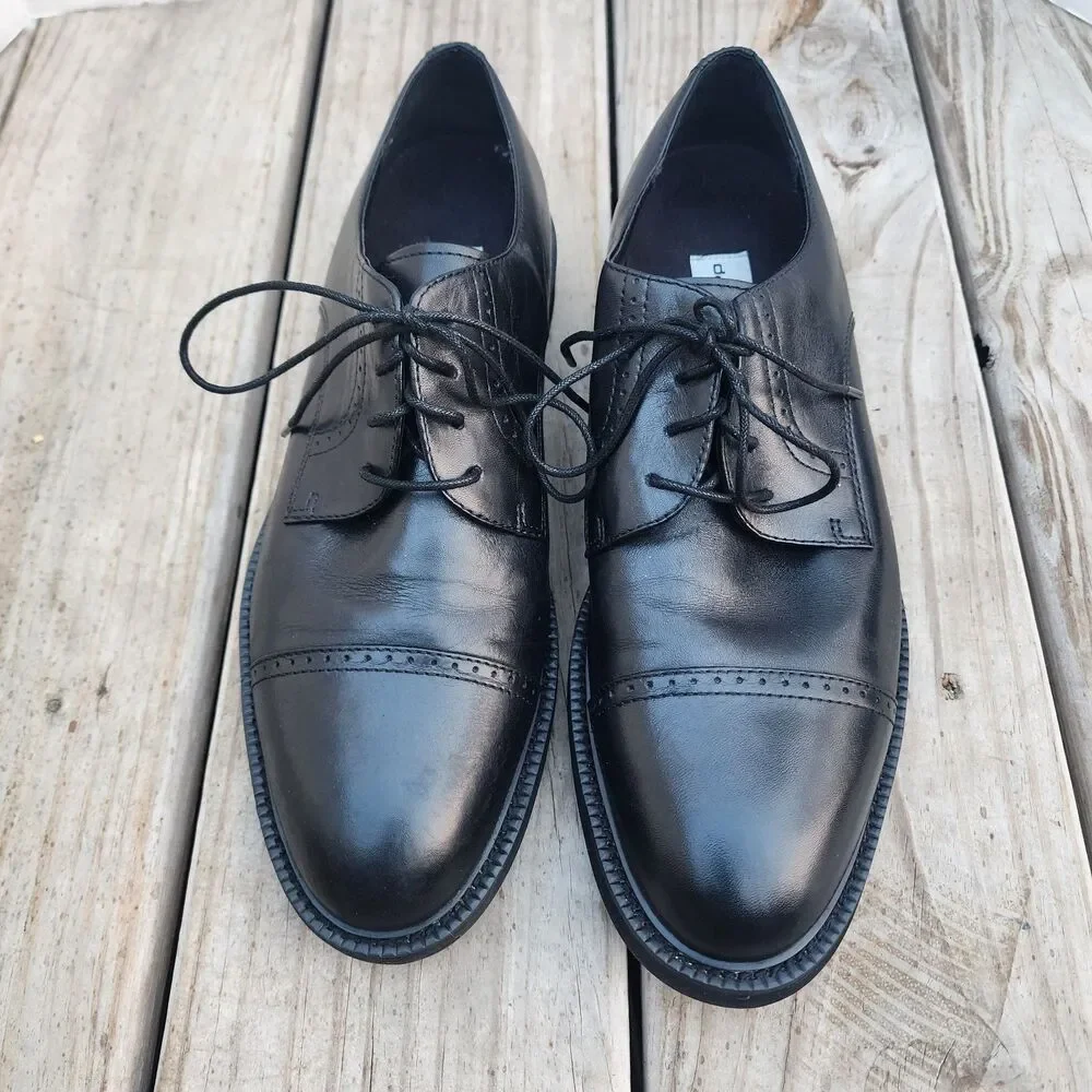 David Taylor Men’s Size 8.5 Oxford Black Leather Brogue Round Cap Toe Lace Shoes